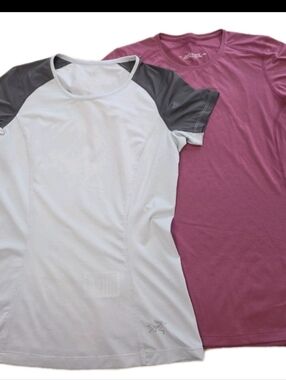 Arc'teryx Women's Size Small Lot of 2 Short Sleeve Crew Neck T Shirts Grey Pink
